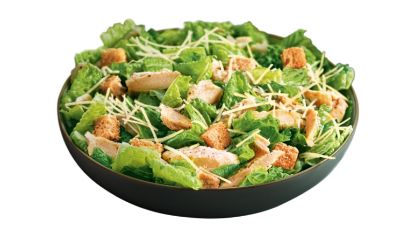 صورة سلطة سيزر بالدجاج